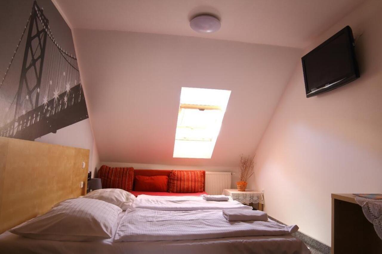 Andel Apartmany Prag Exterior foto